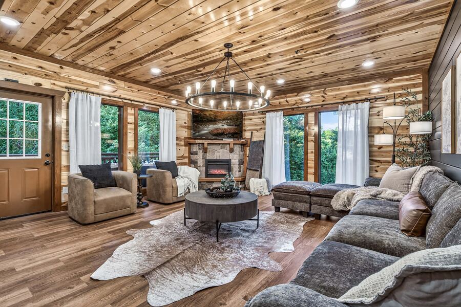 Big Star Lodge — interior
